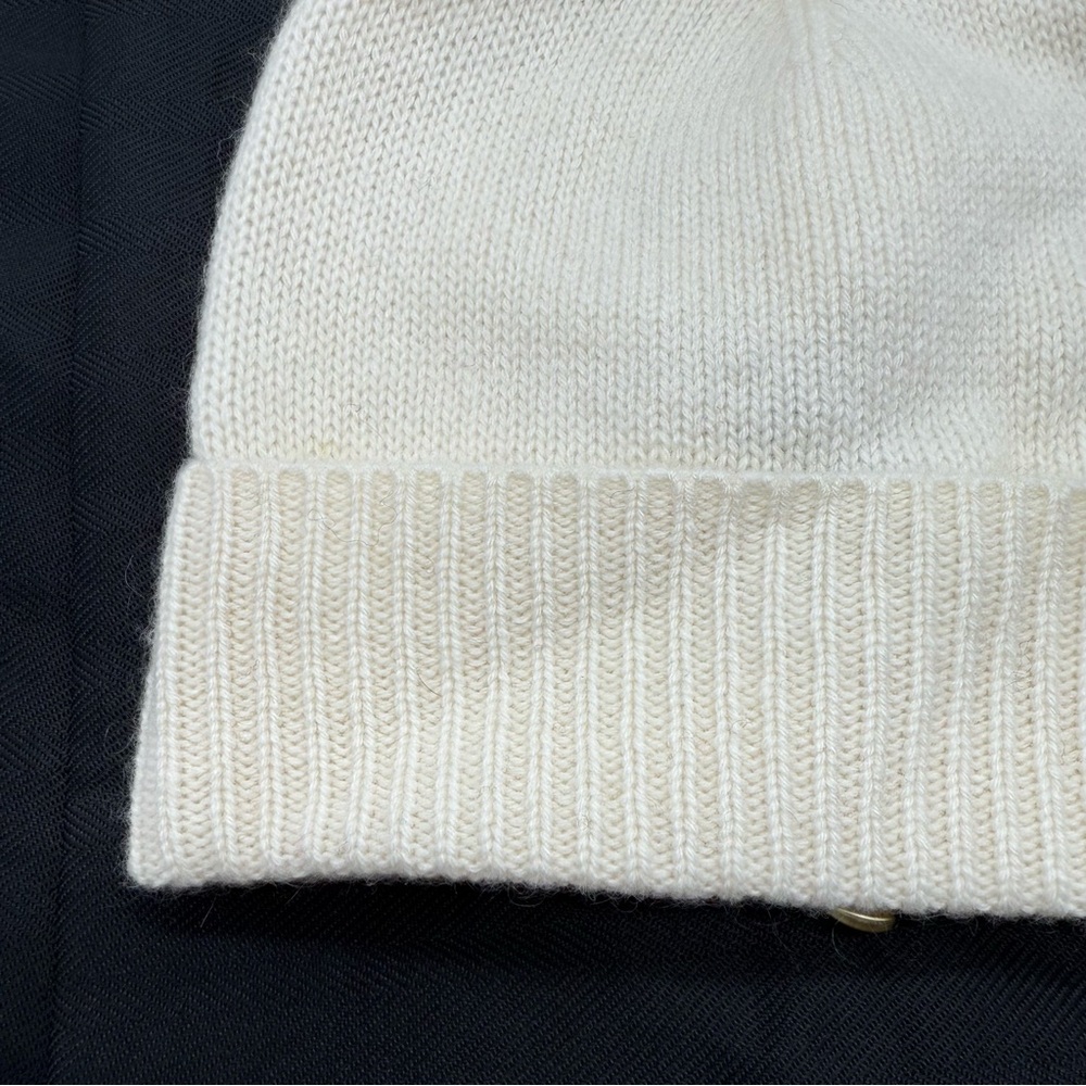 NWT  Charter Club Luxury 100% Cashmere Hat – Ivory– One Size MSRP $79 - Picture 4 of 4